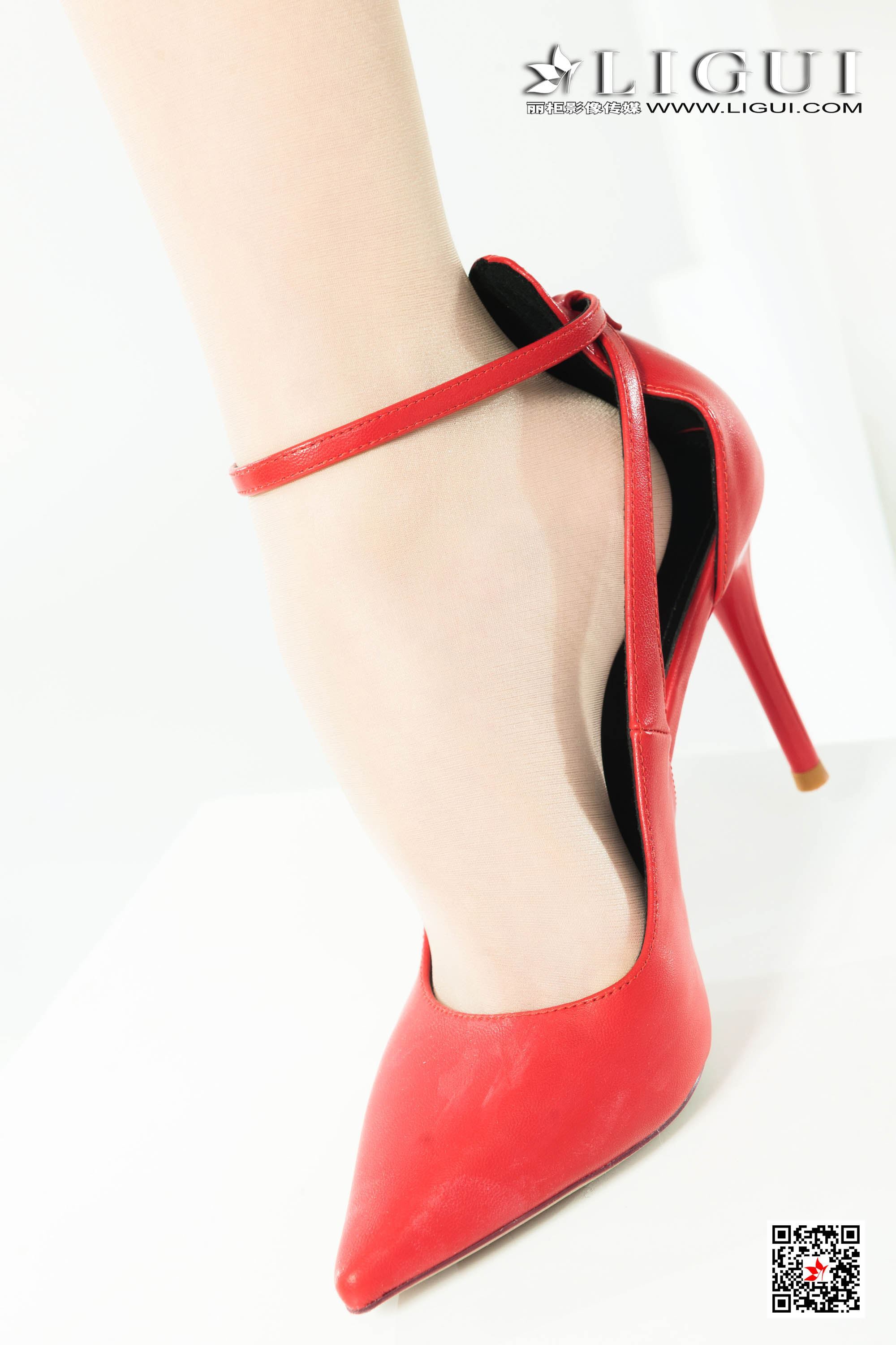 Ligui丽柜  2020.11.09《白色恋人》兔子